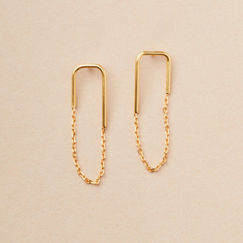 Filament Chain Link Stud Earrings