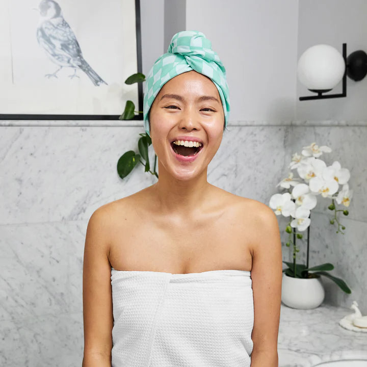 Check Mate - Avg Length/Fullness Hair Wrap