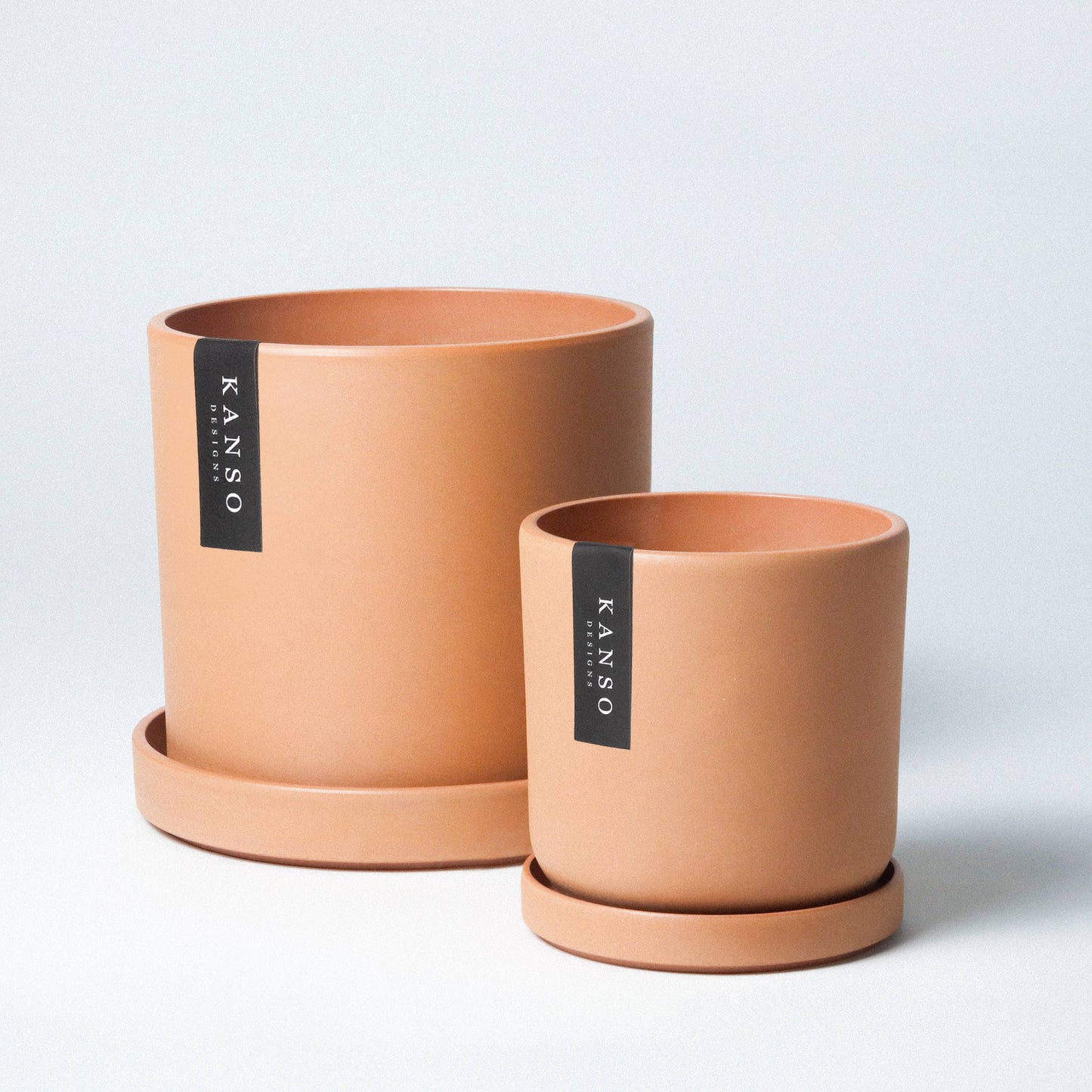 7" Planter & Saucer : Dusted Clay