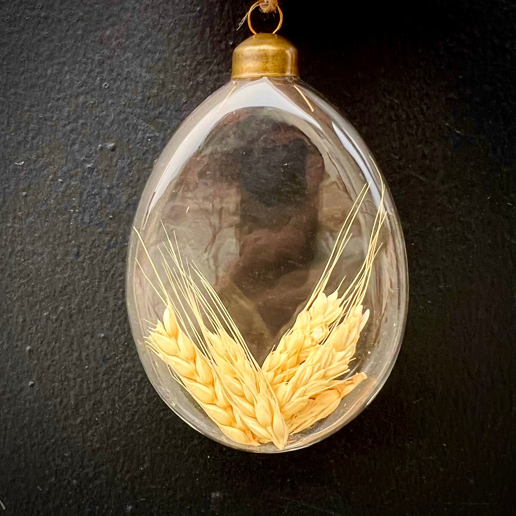 Encapsulated Wheat Ornament