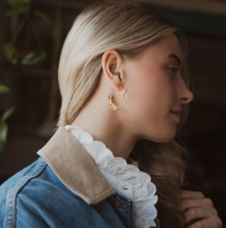 Hummingbird Hoop-Icon Earring