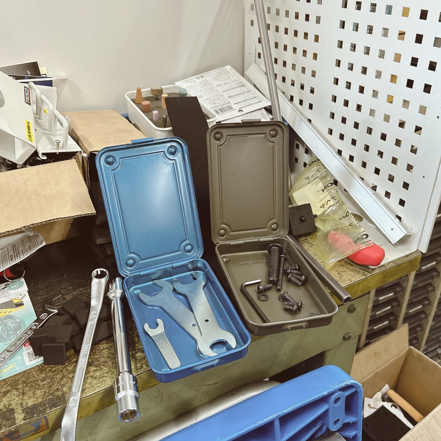 T-152 Stackable Toolbox - White