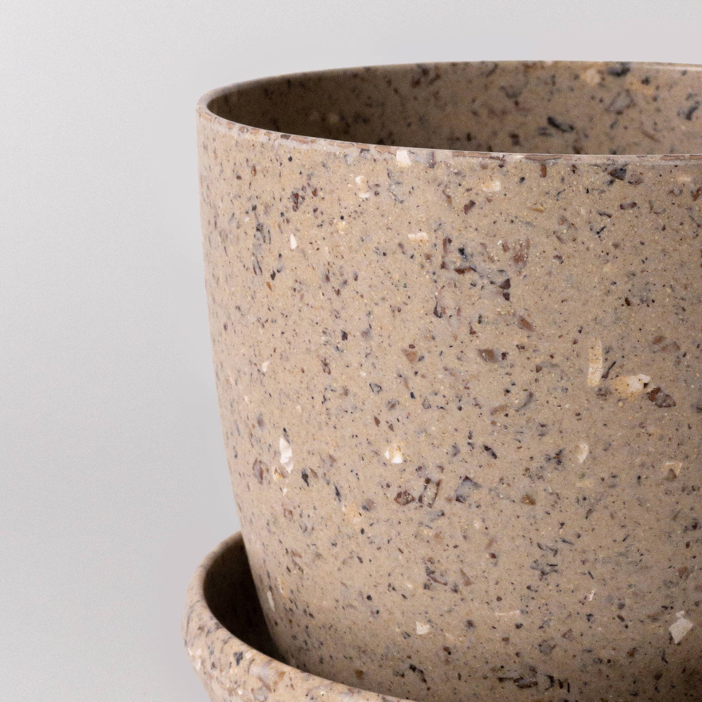 5" Planter : White Fiber