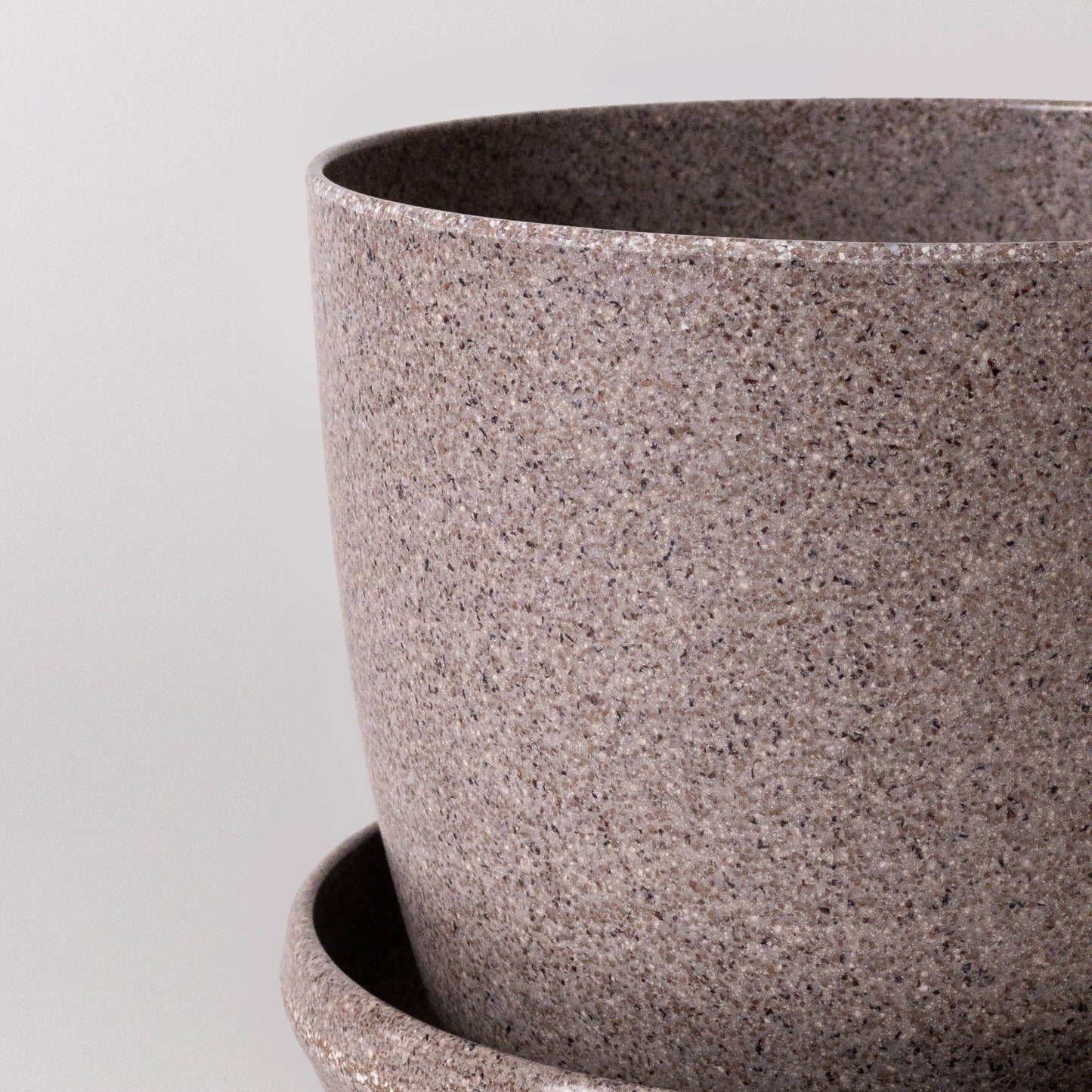 5" Planter : White Fiber