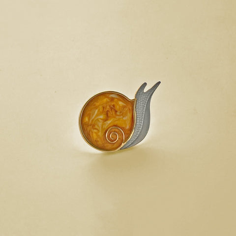 Caracol Snail Pin