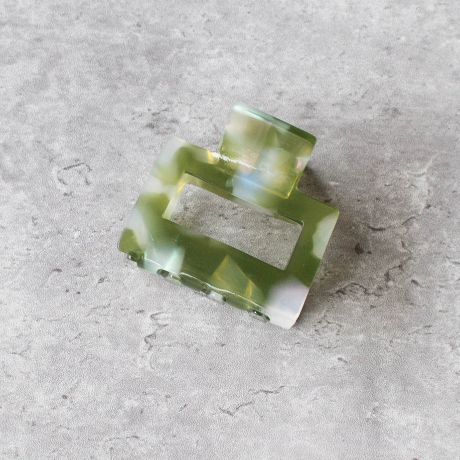 Kylie Glossy Hair Clip