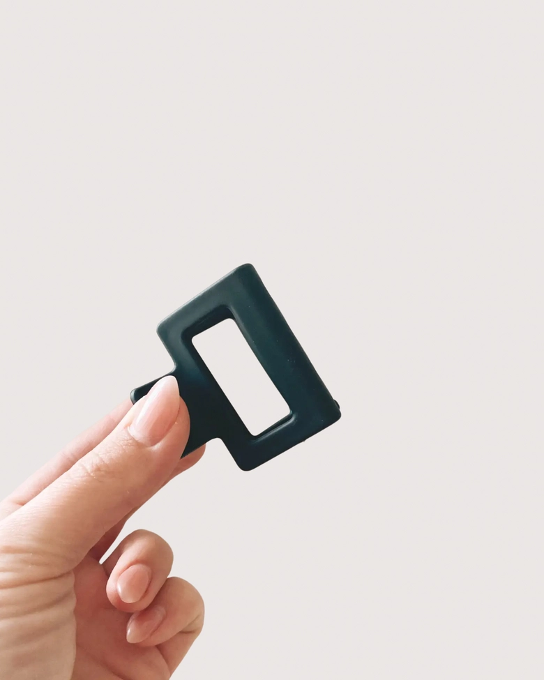 Ice Kylie Matte Hair Clip