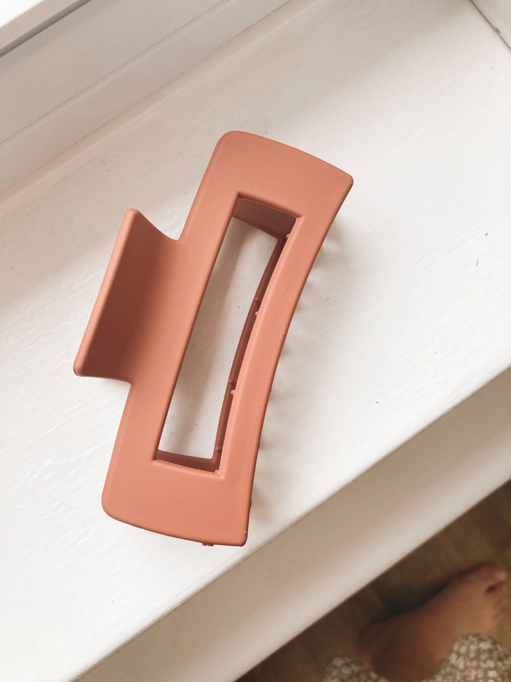 Solid Square Claw - 5"